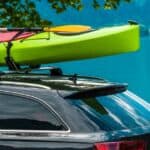Dachträger für Outdoorurlaub (depositphotos.com)